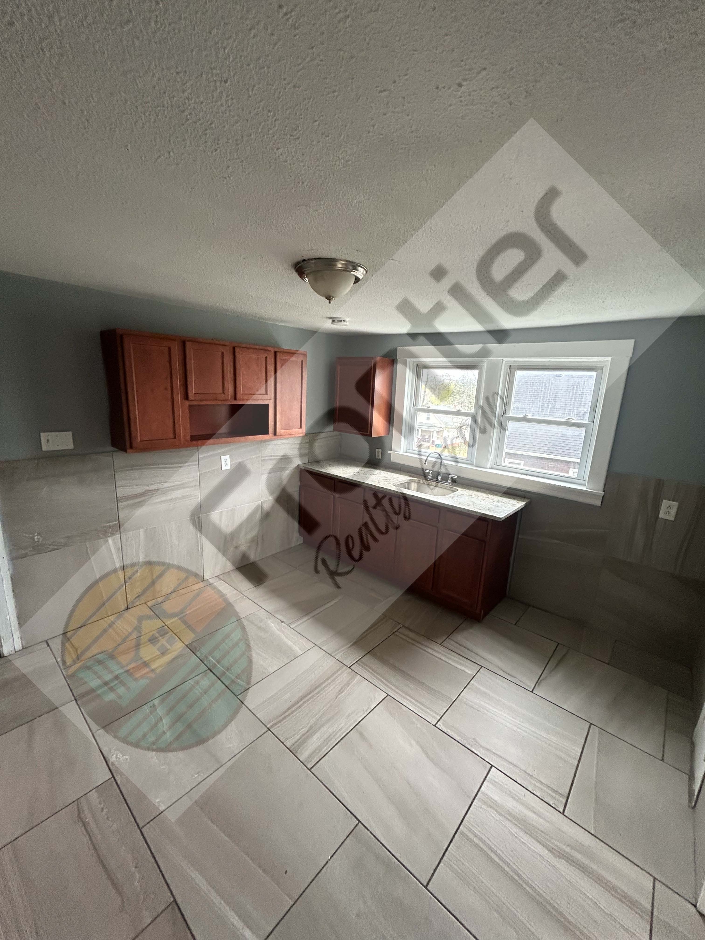 1624 Niagara Street - 5